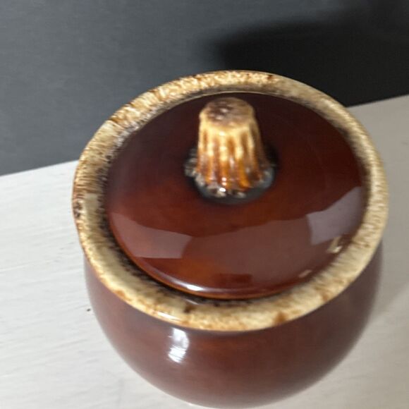 Vintage Hull Pottery - Brown Drip Glaze Sugar Bowl with Lid - Oven Proof USA - Picture 2 of 10